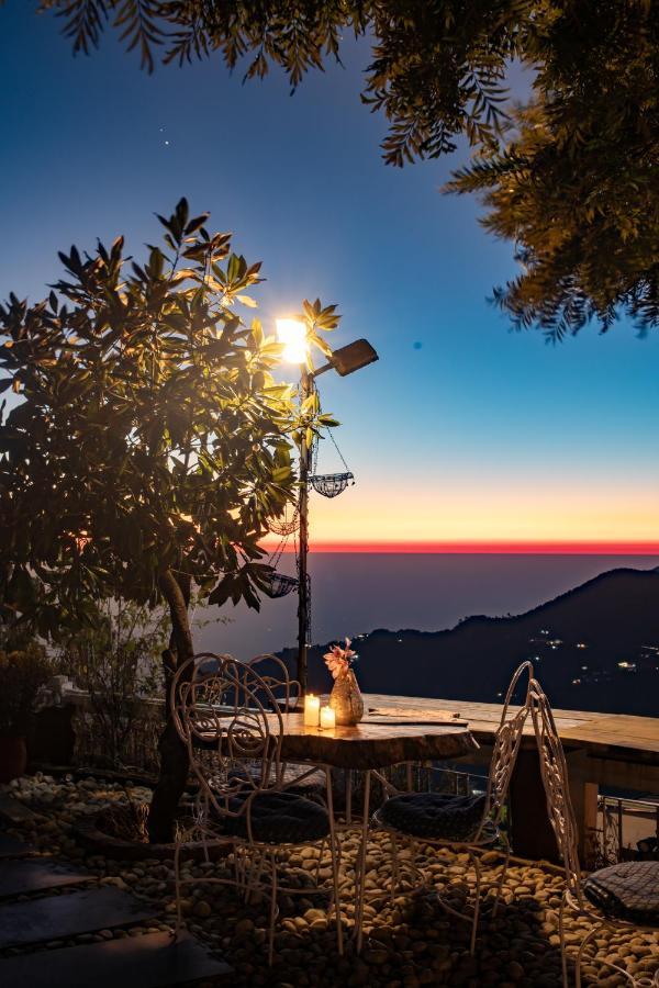 Seclude Mussoorie Hotel Exterior photo