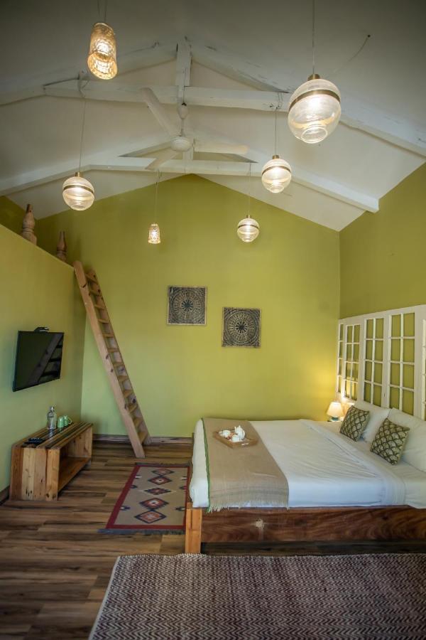 Seclude Mussoorie Hotel Exterior photo
